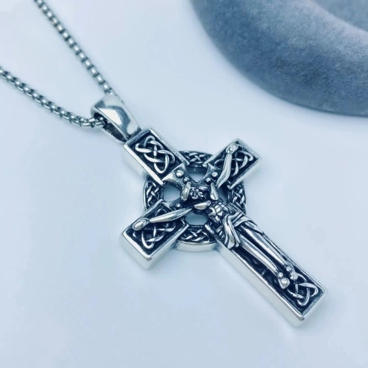 Christianartworkshop Eternal Faith Celtic Knot Crucifix Pendant Necklace: Christ on the Cross
