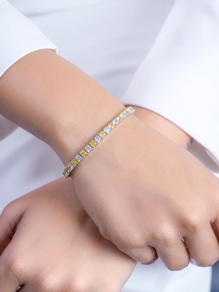 Nayelle Diamond Tennis Women&