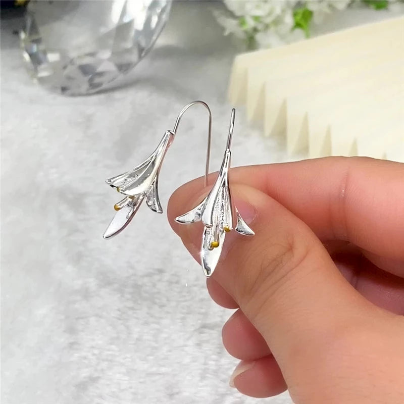 Exclusive Silver Floral Earrings