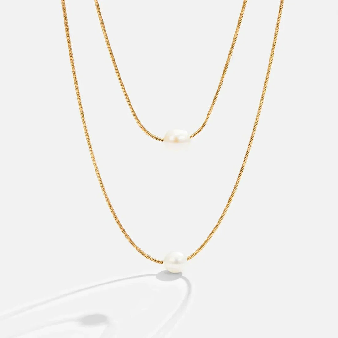 Sophisticated Layered Pearl Necklace