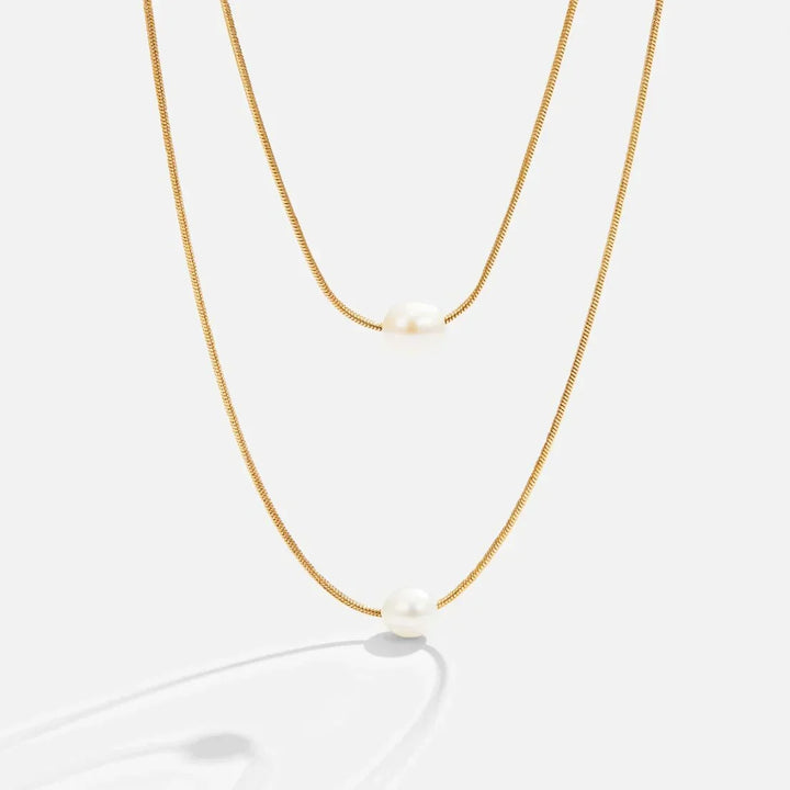 Sophisticated Layered Pearl Necklace